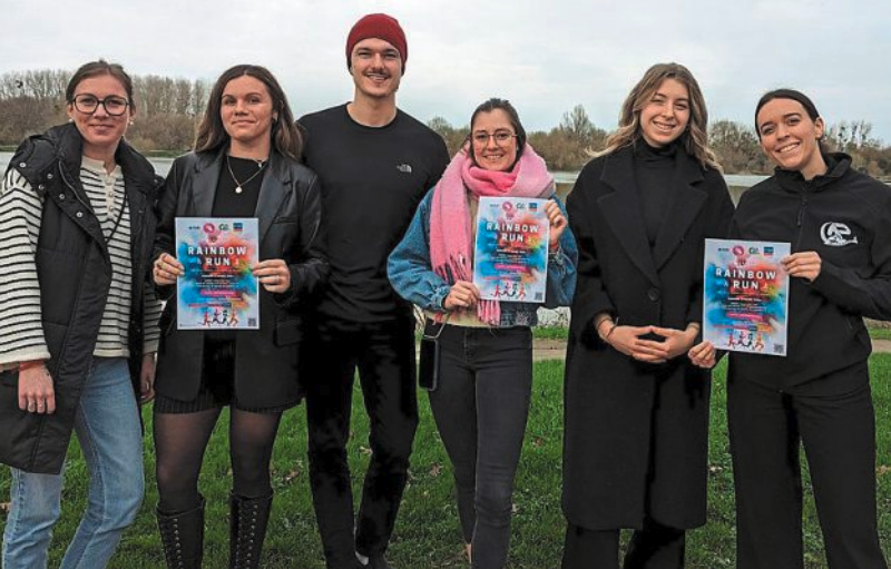 Les élèves à l’initiative de la course caritative : Emma Claëssen, Juliette Renault, Hugo
Forgerit, Julia Megrier, Chloé Thomas et Colleen Motte, de Cap sports et nature